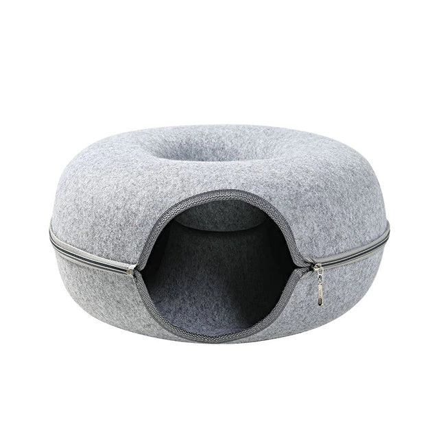 Mysig kattsäng med tunnel