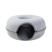 Mysig kattsäng med tunnel